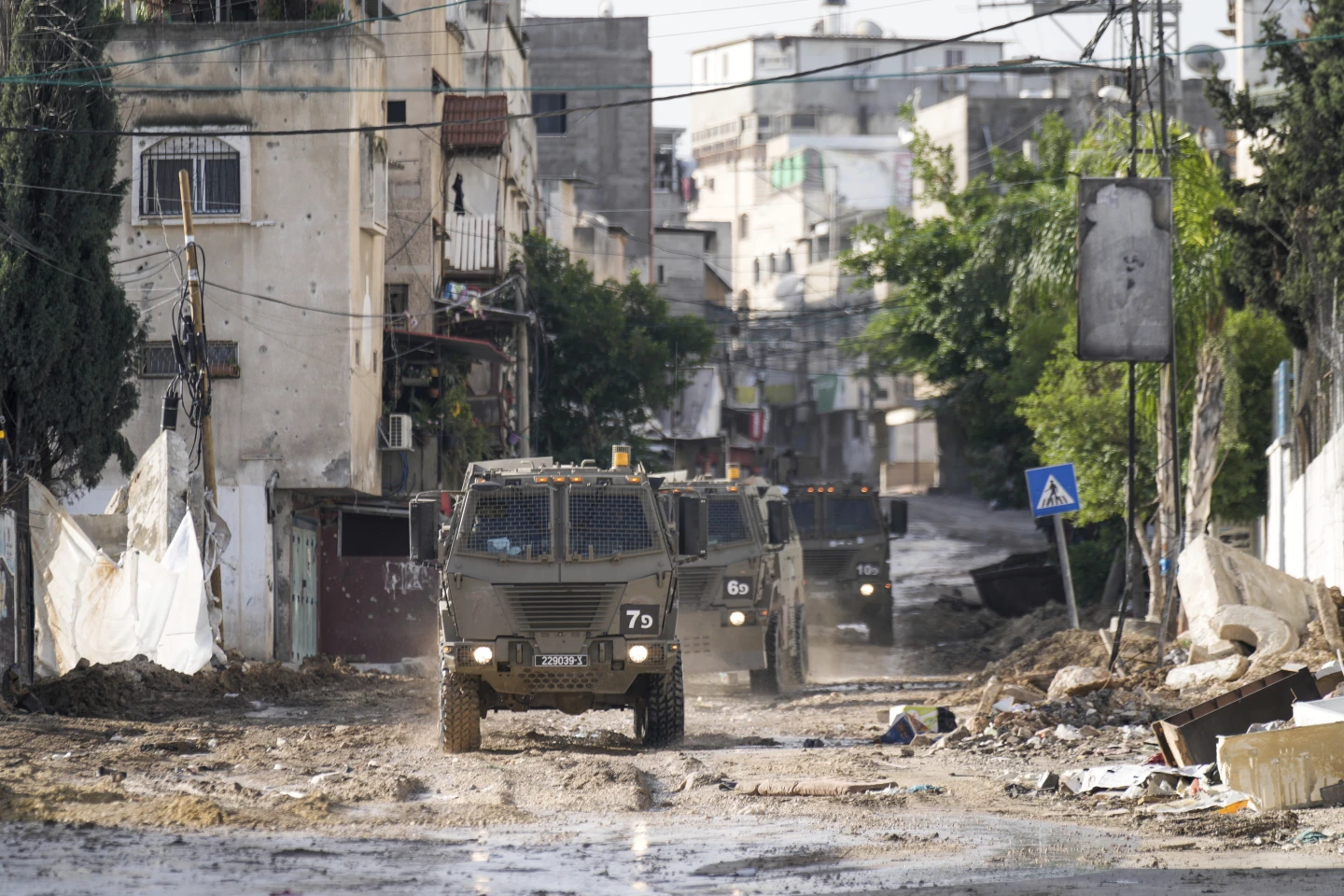 Israel-Hamas truce deal for hostage release hits last-minute snag, now expected to start Friday