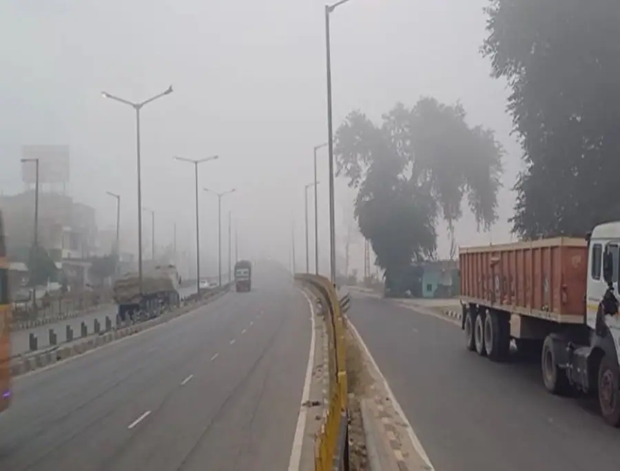 dense fog is seen in Jaipur