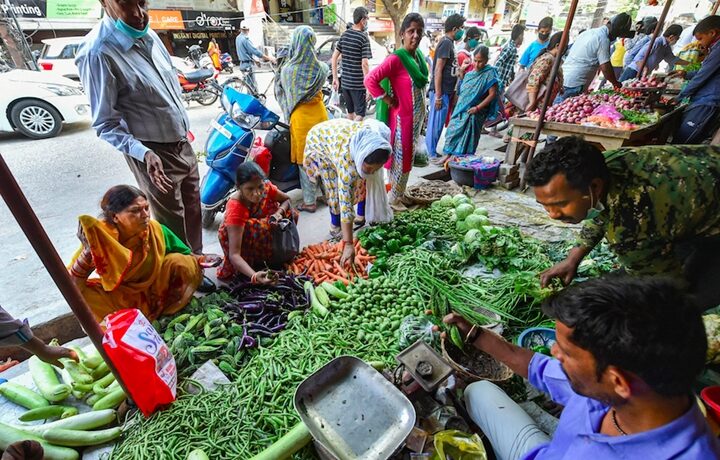Wholesale inflation rises to 9.92 pc in Aug on rising prices of food, fuel, manufactured items