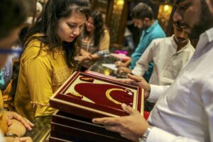Gold extends slide to Rs 1.48 lakh per 10 gm in Delhi amid weak demand