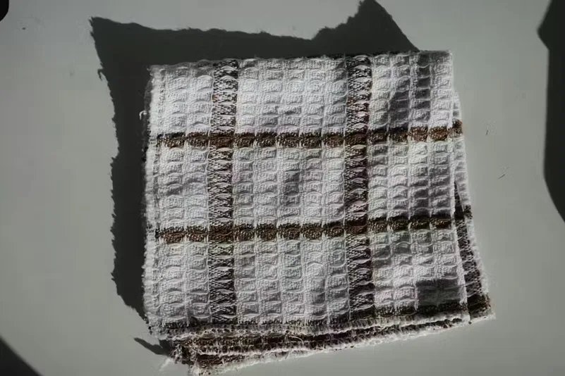 Why are new tea towels worse at drying dishes than older ones? 2 geometry of waffle cloth