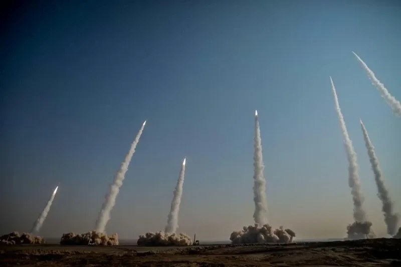 A web of sensors: How the US spots missiles and drones from Iran 1 U.S. satellites