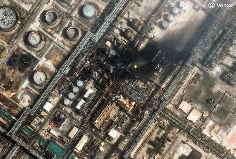 When oil prices spike, where does the money go? 2 Saudi Arabias Ras Tanura oil refinery