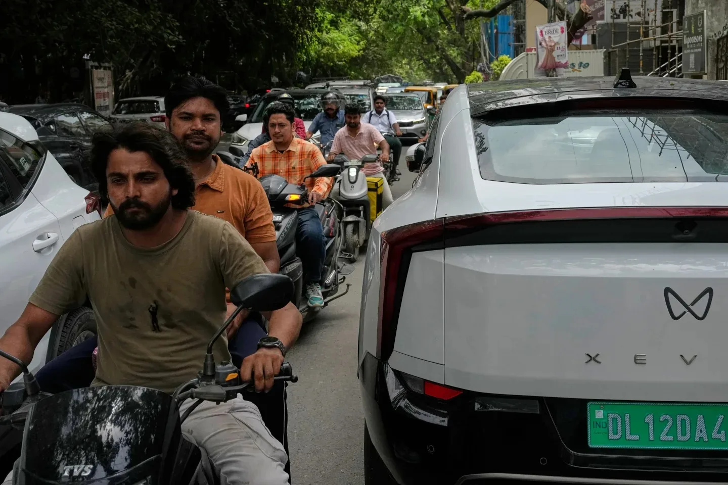 India’s capital part of aggressive electric vehicle targets in bid to curb air pollution 5 Indias Capital part 03