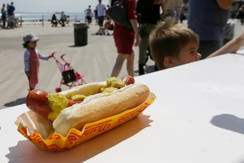 What’s the perfect American hot dog? Depends where you grew up 1 US hot dog 05