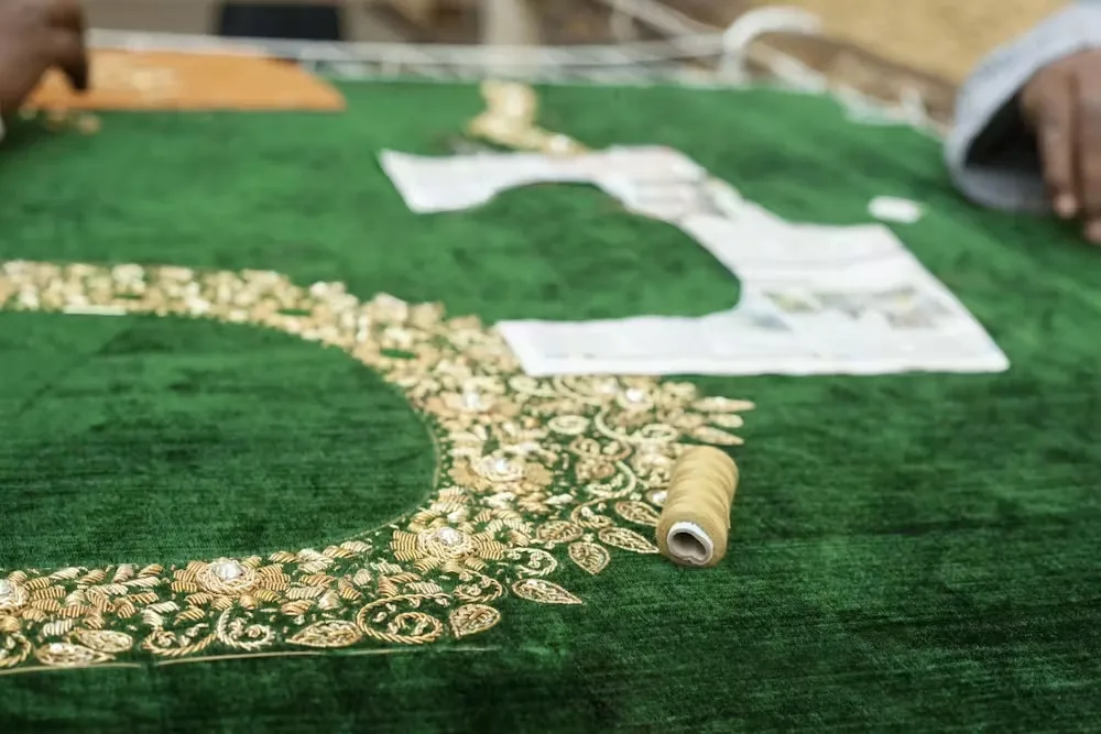 The other side of the Taj Mahal: artisan workers struggle to survive while the world enjoys their craft 1 Zardozi Embroidery