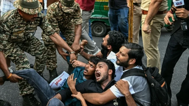 2278172640