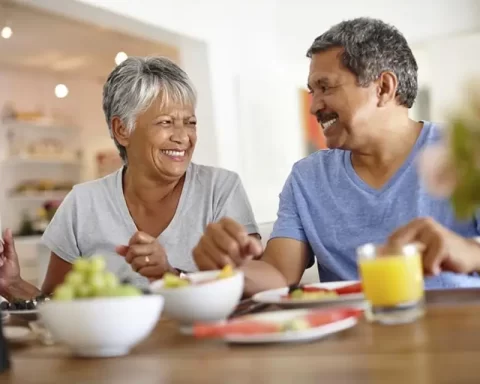 Older people who eat a cup and a half of grapes daily over a four-month period can make eyesight better: Study