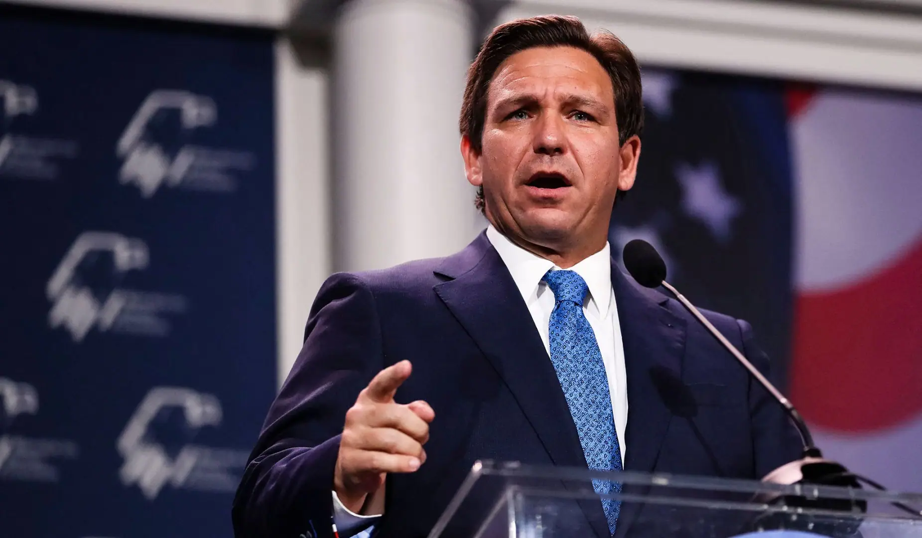 A one-on-one debate between Haley and DeSantis could help decide the Republican alternative to Trump 2 Ron Desantis