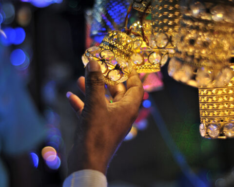 Spark Up Your Diwali Season with These Top 10 Diwali Business Ideas!