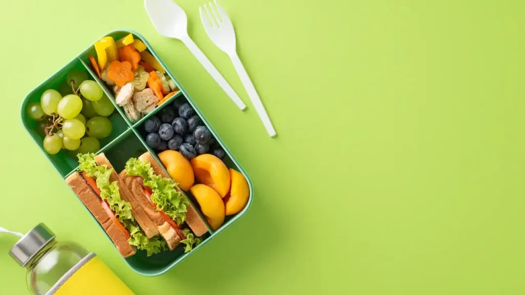 Is it OK if my child eats lots of fruit but no vegetables? 2 file 20231207 21 5c66iz