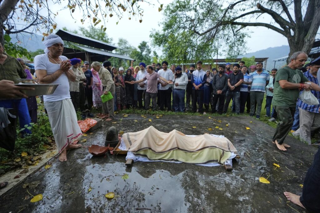 India and Pakistan trade fire and accusations as fears of a wider military confrontation rise 5 Sanjeev Barghava