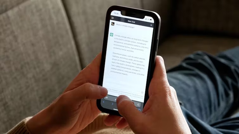 What makes a good AI prompt? Here are 4 expert tips 1 AI in office software