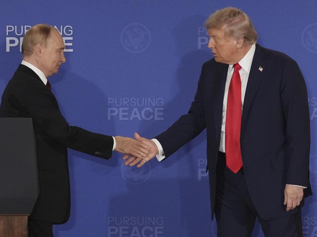 Zelensky leaves Washington with Trump’s security guarantees, but are they enough? 2 Zelensky leaves Washington 02