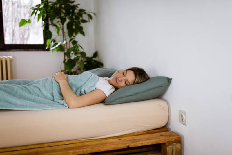 Causes of night sweats and how to stop them? 6 loving young woman sleeping