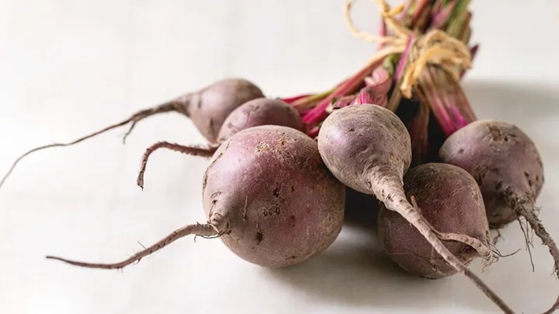 Beetroot juice can help lower blood pressure in those over 60 2 nitrate rich vegetables
