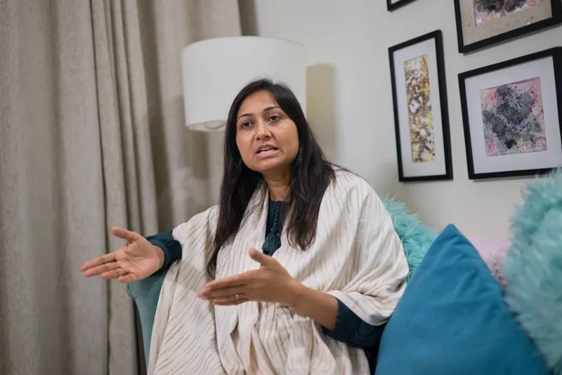 Bangladeshis seek to chart a democratic future in their first vote since the bloody 2024 uprising 5 Bangladeshis first vote 06